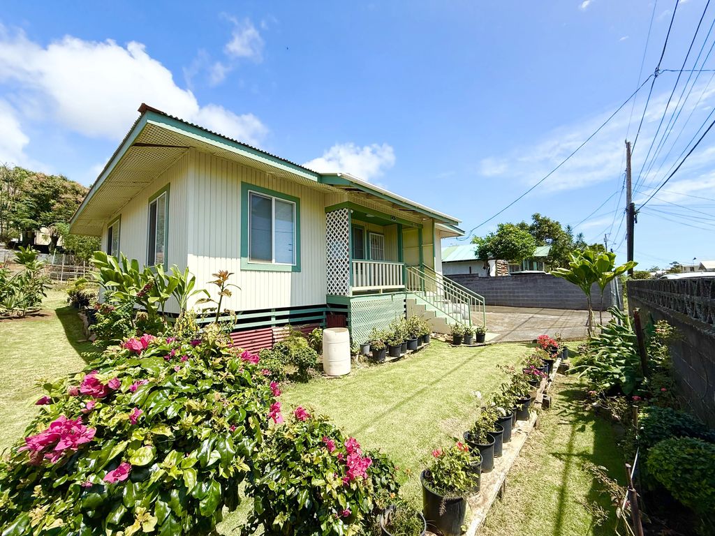 95-5576 Lokelani St, Naalehu