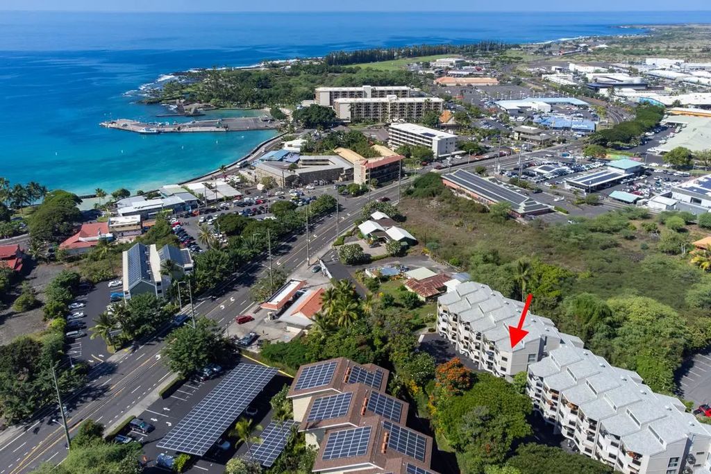 75-5669 Kuakini  Highway 1306, Kailua-Kona