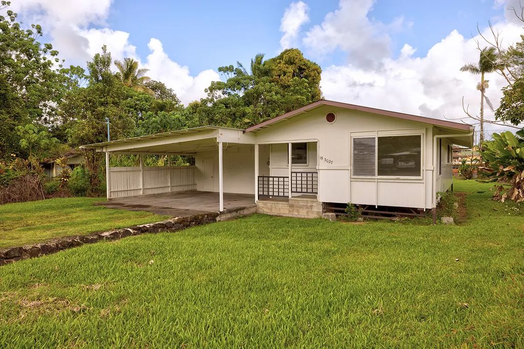 15-3027 Kekauonohi St, Pahoa