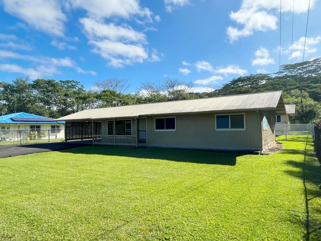 15-899 Punawai Ave, Pahoa
