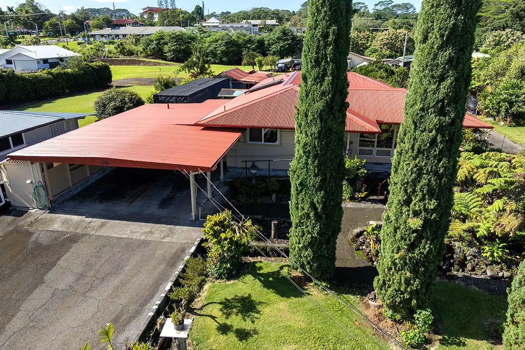 1306 Ululani St, Hilo