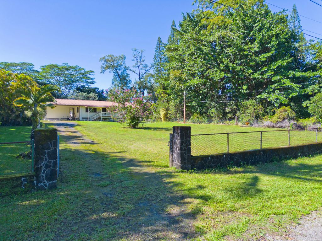 15-1340 19th Ave, Keaau