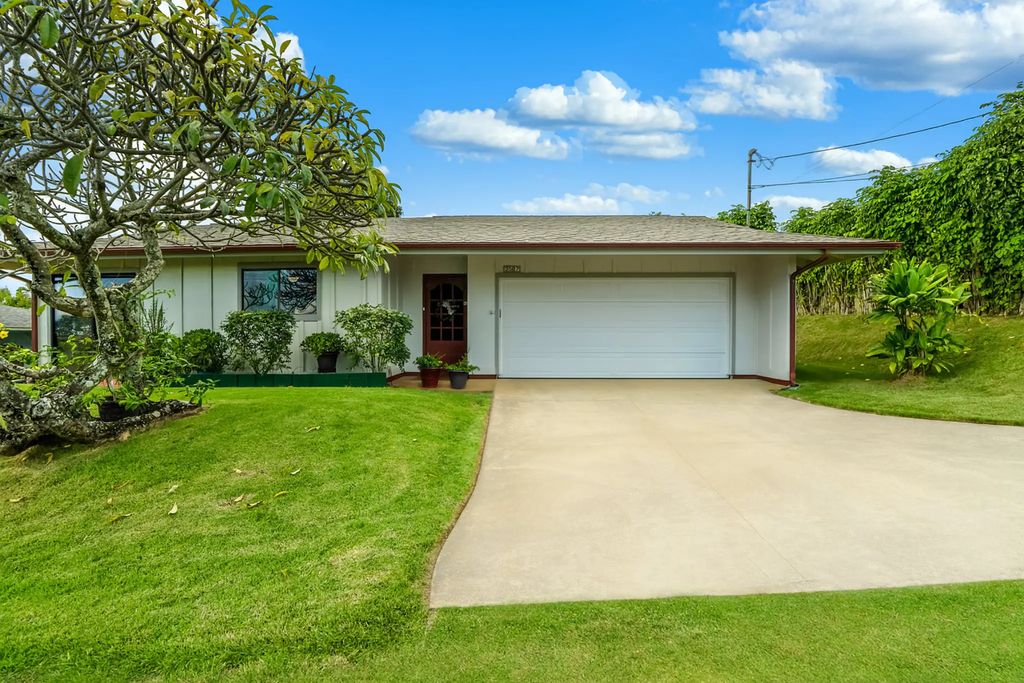 3587 Kaloke Rd, Kalaheo