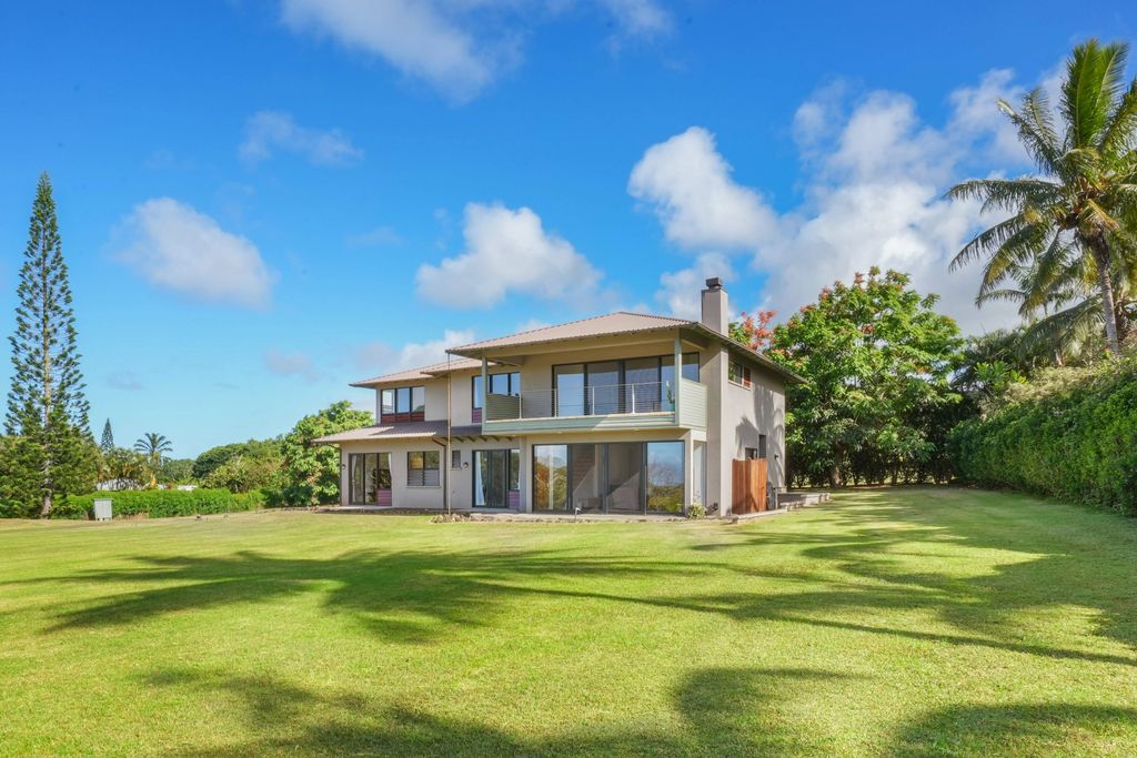 4564 Kapuna Rd, Kilauea