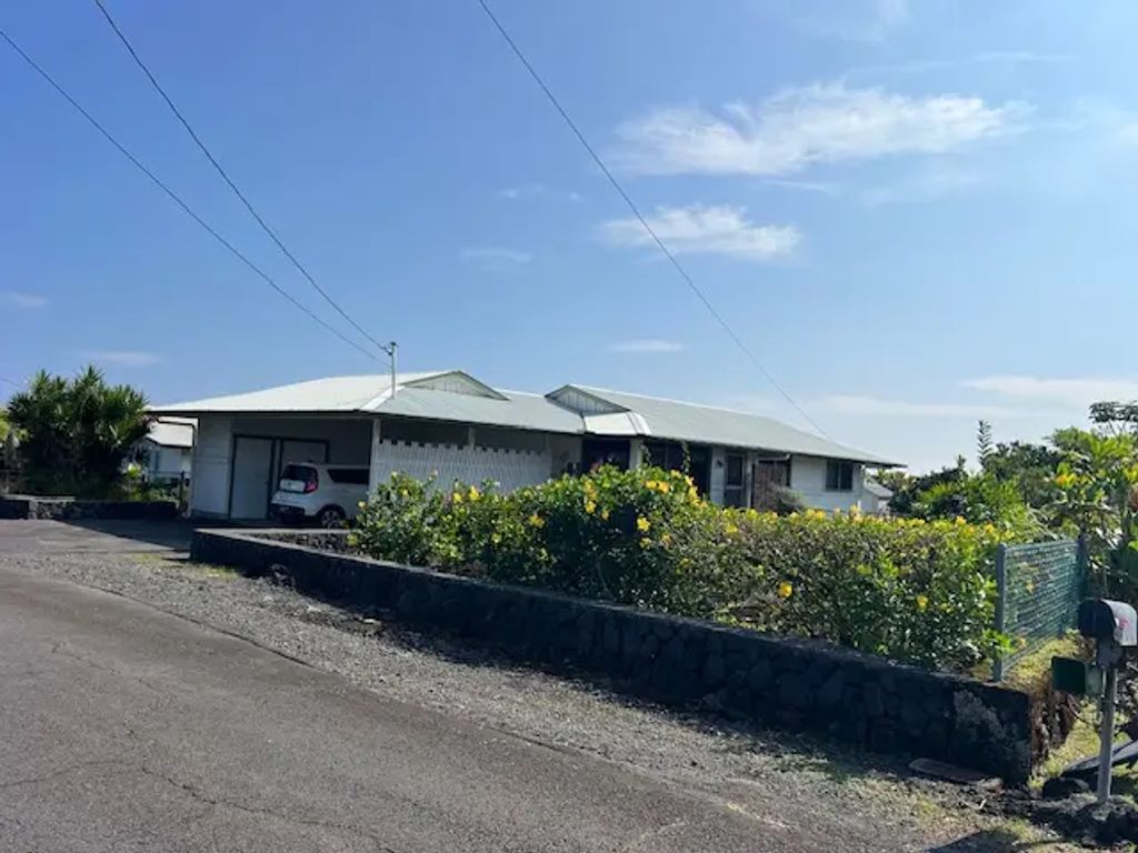 161 Uluwai St, Hilo