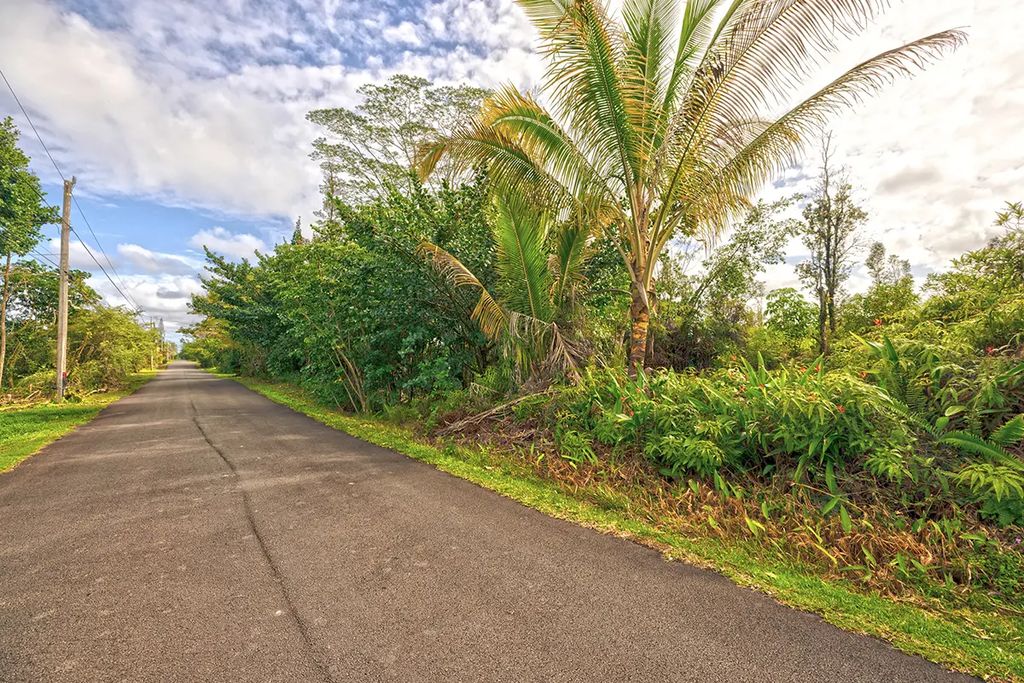 15-1660 1st Ave, Keaau