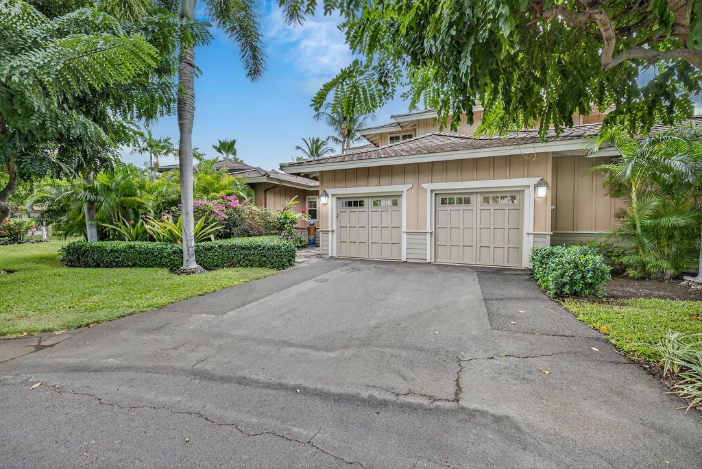 68-1118 North Kaniku Dr 101, Kamuela