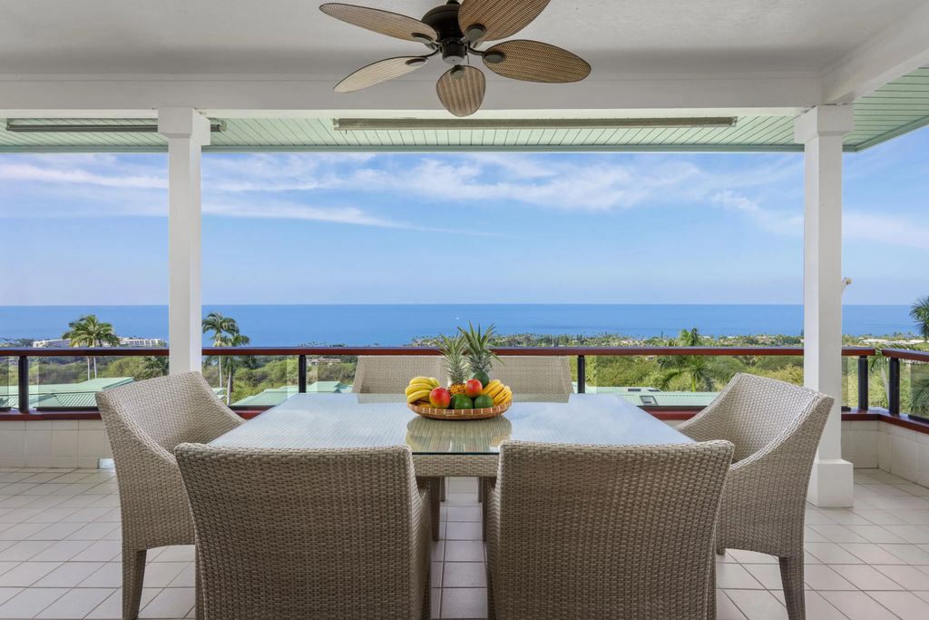 78-7045 Kaluna St 106, Kailua-Kona