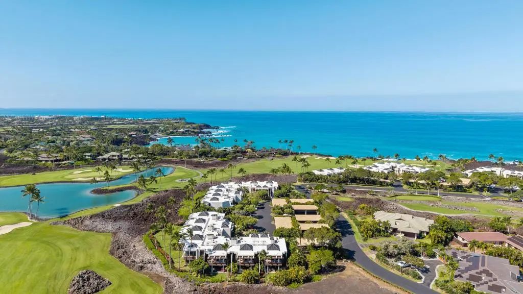 68-1050 Mauna Lani Point J107, Kamuela
