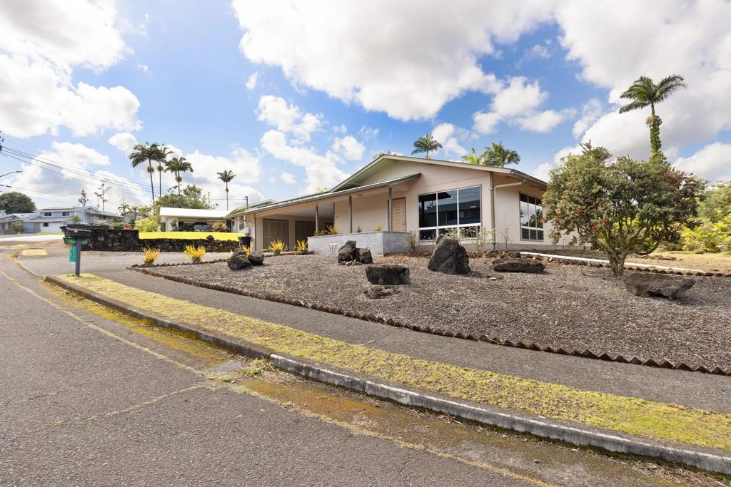 1646 Oneawa Pl, Hilo