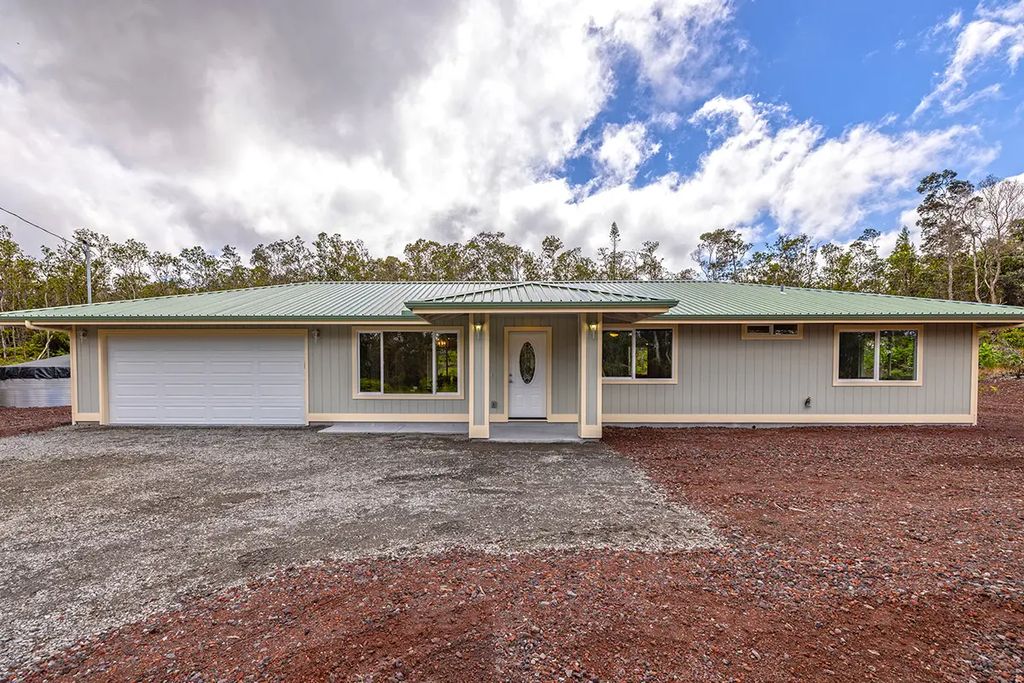 11-3971 Nahelenani St, Volcano