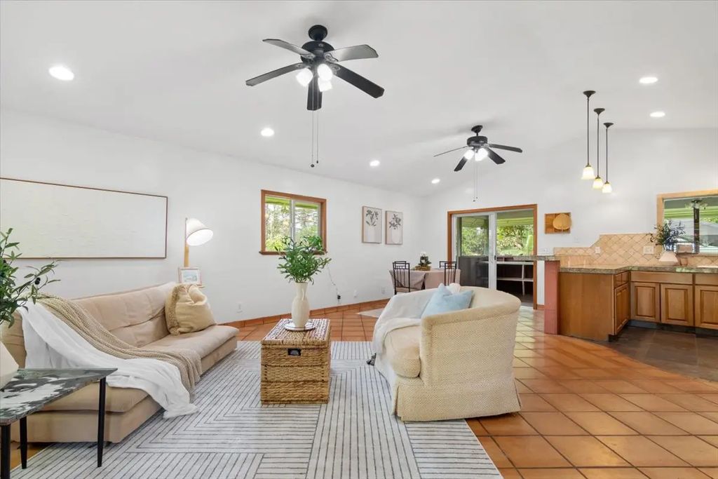 14-3431 Seadrift Rd, Pahoa