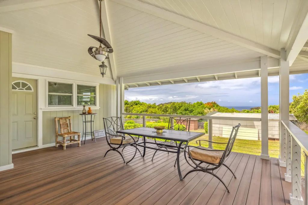 3567 Waha Rd, Kalaheo