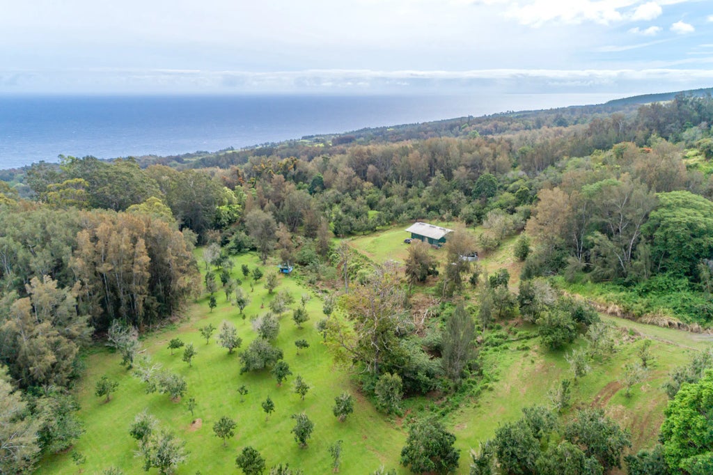 47-4630 Cane Haul Rd, Honokaa