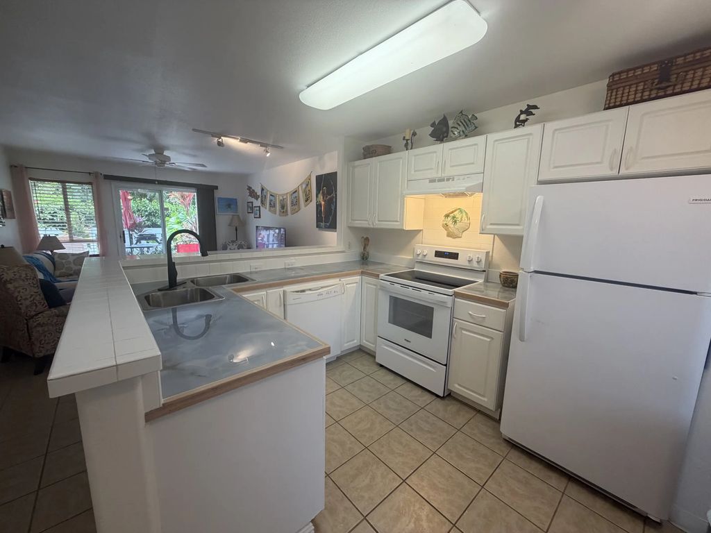 75-6081 Alii Dr O103, Kailua Kona