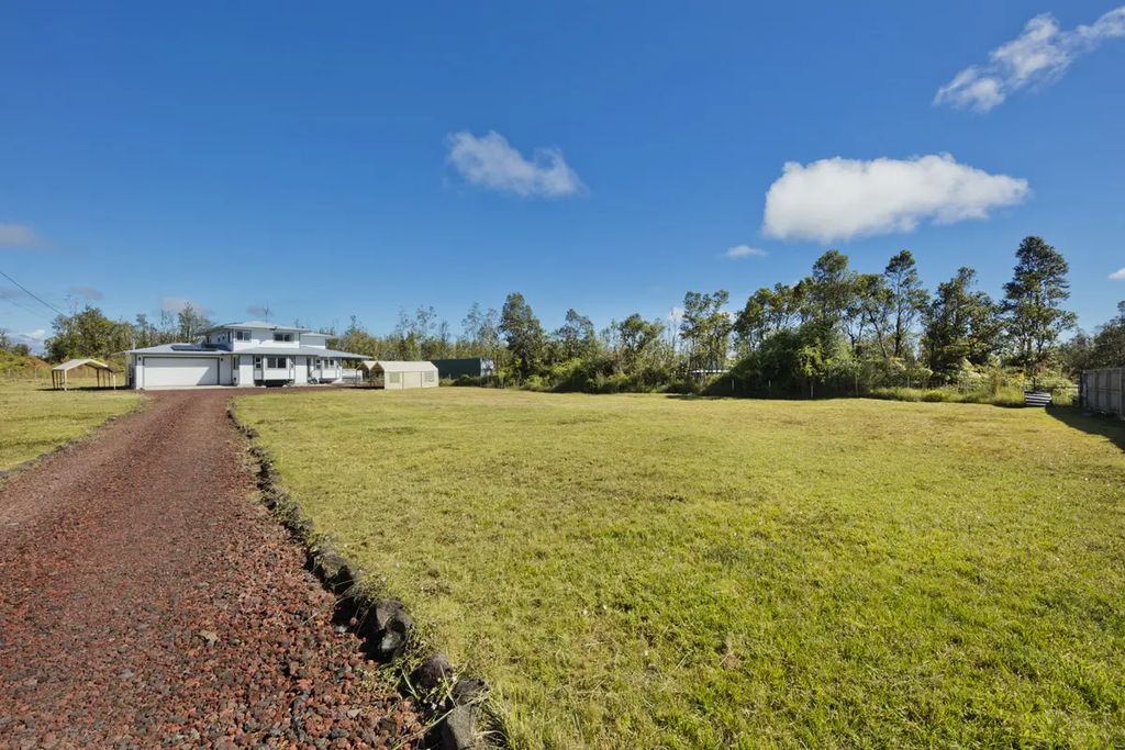 11-2420 Ohialani Rd, Volcano