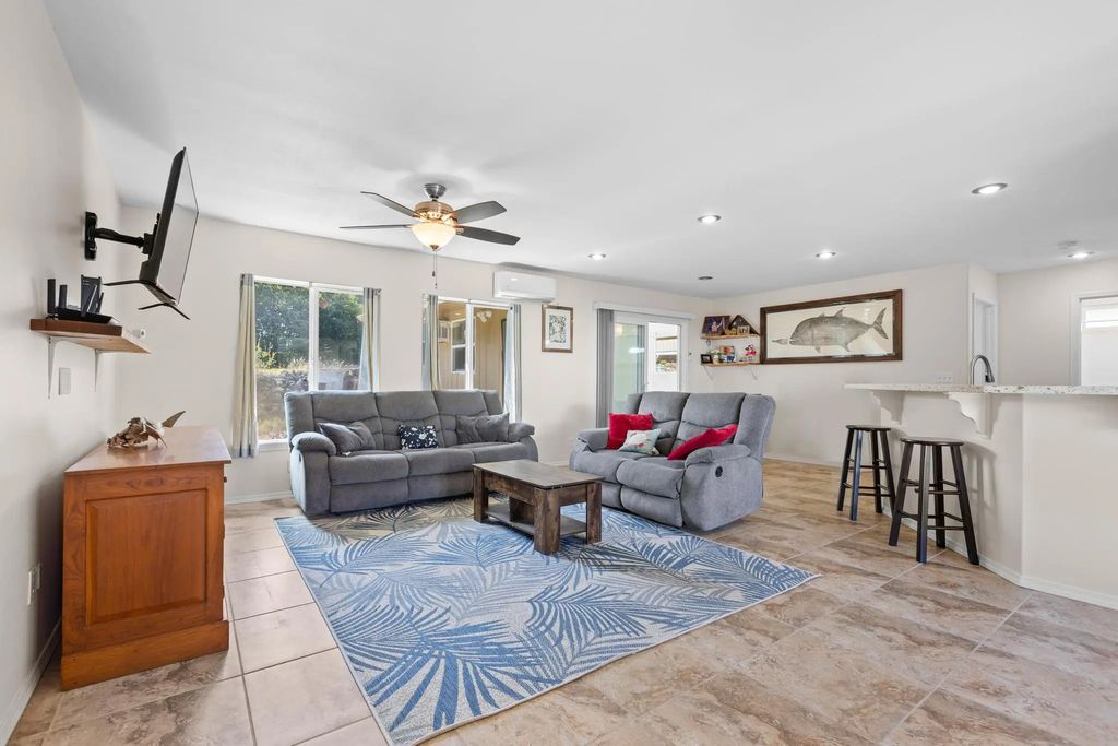 15-1552 7th Ave, Keaau