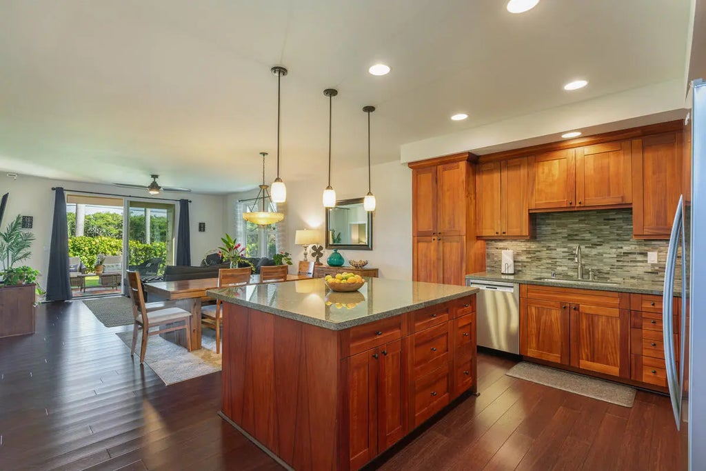 2611 Kiahuna Plantation Dr 2j, Koloa