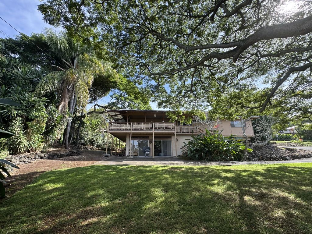 78-6745 Walua Rd, Kailua Kona