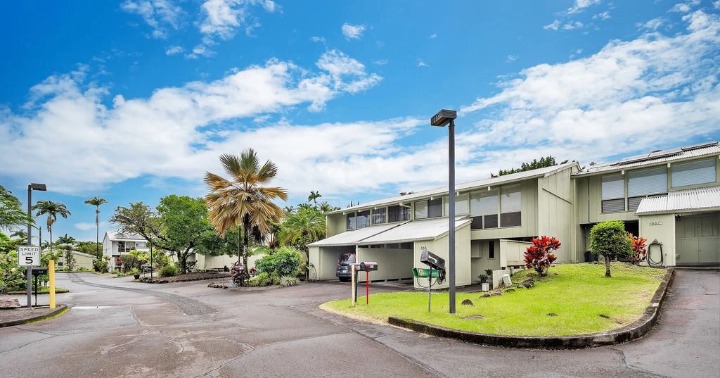 555 Kukuau St A203, Hilo