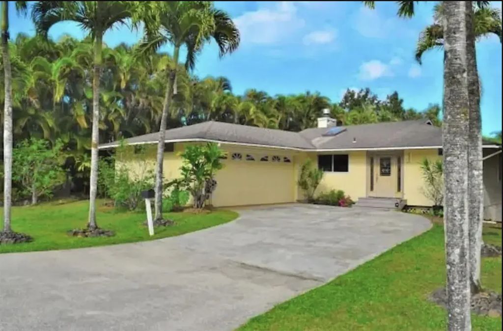 3821 Haulani Pl, Princeville