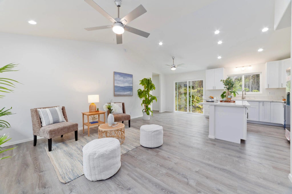 11-3834 Liona St, Volcano