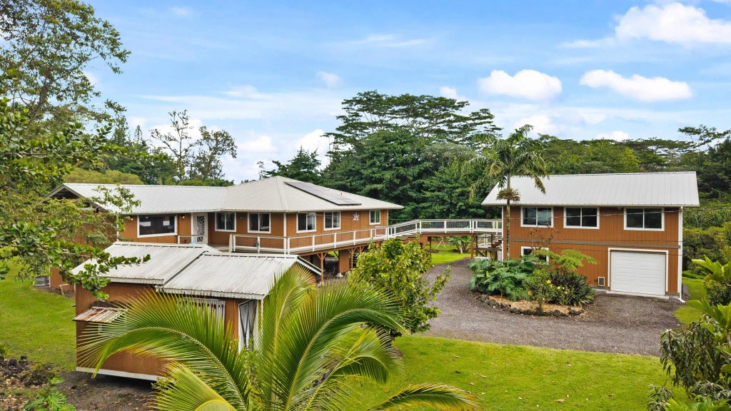 15-1327 20th Ave, Keaau