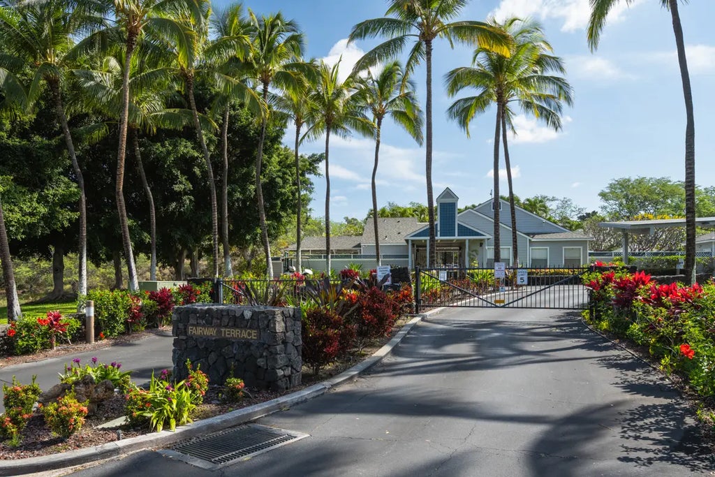 68-3831 Lua Kula St J207, Waikoloa