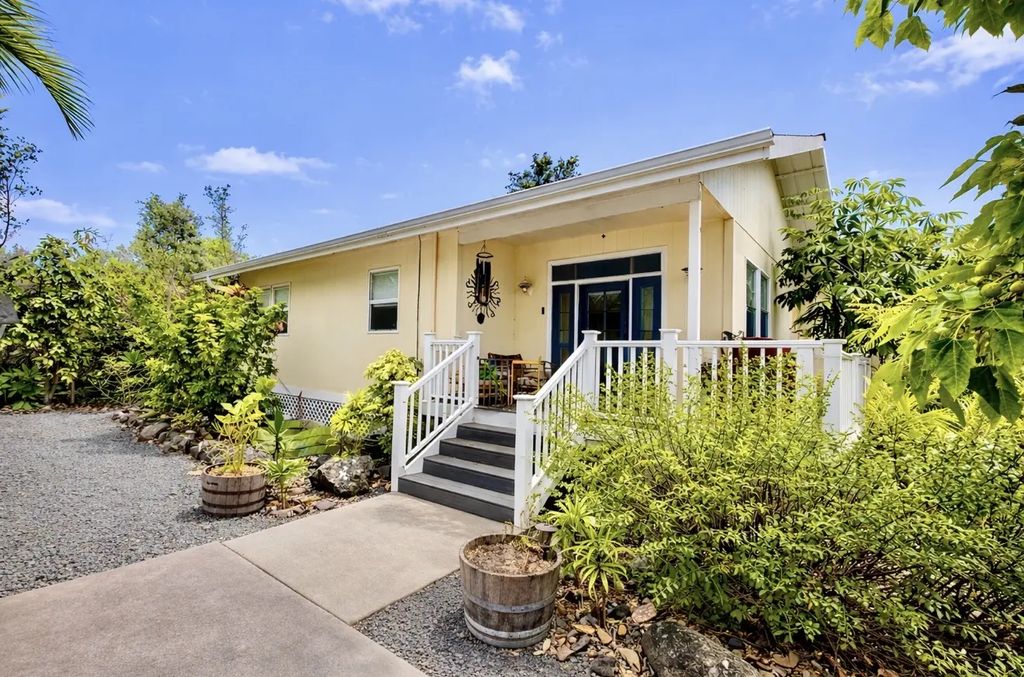 92-1530 Kona Dr, Ocean View