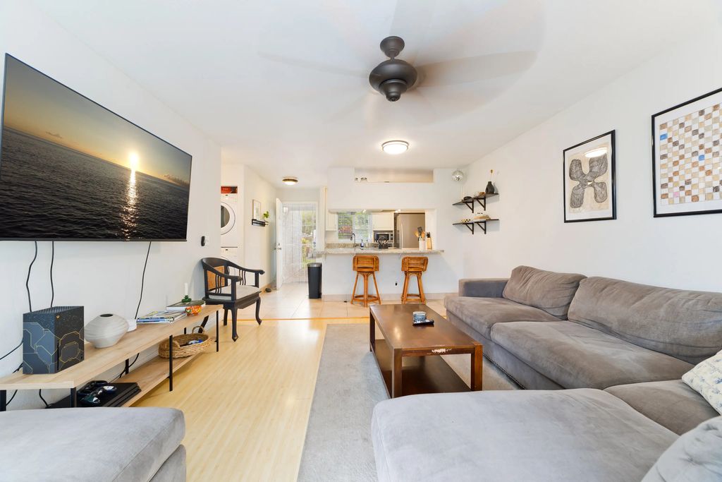 75-6081 Alii Dr D104, Kailua-Kona