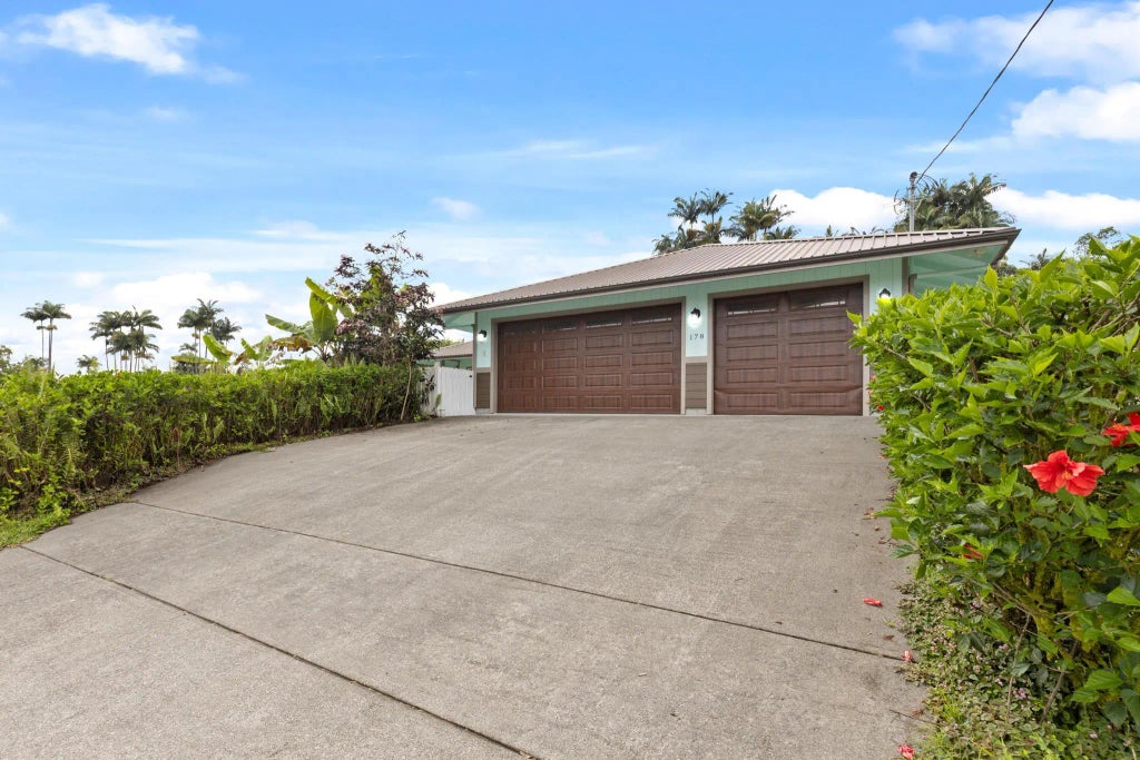 178 Kualima Pl, Hilo