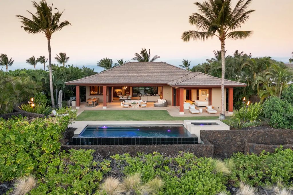 72-3557 Kulanakauhale Pl, Kailua Kona