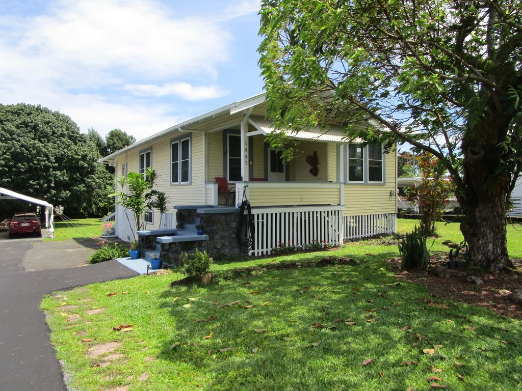 1667 Kilauea Ave, Hilo