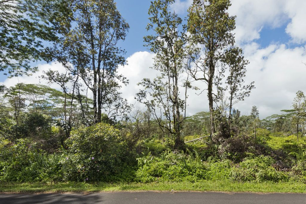 12th Ave, Keaau