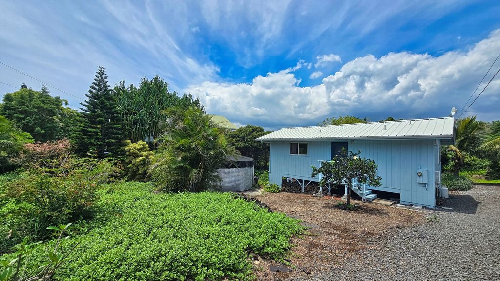 94-6280 Pua St, Naalehu