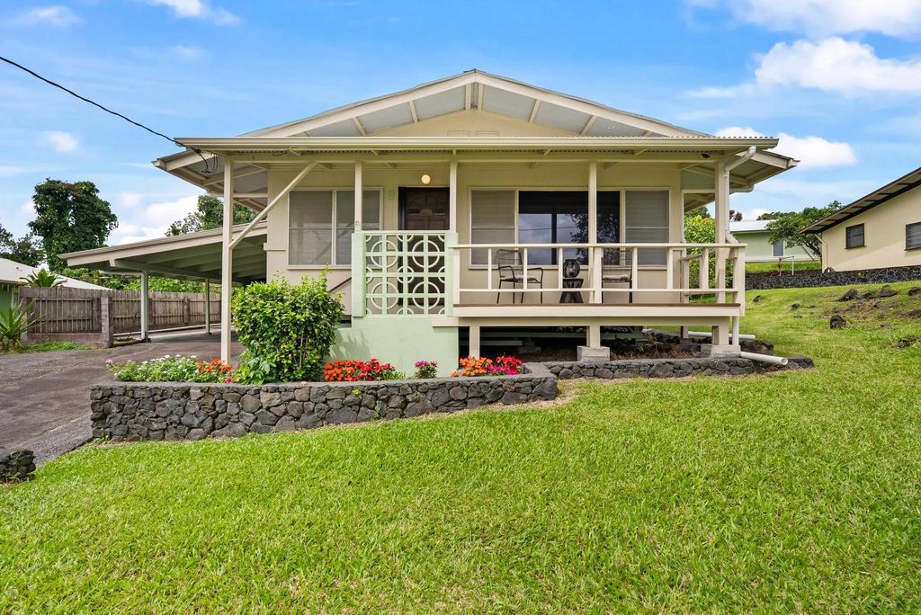9 Hokulani St, Hilo