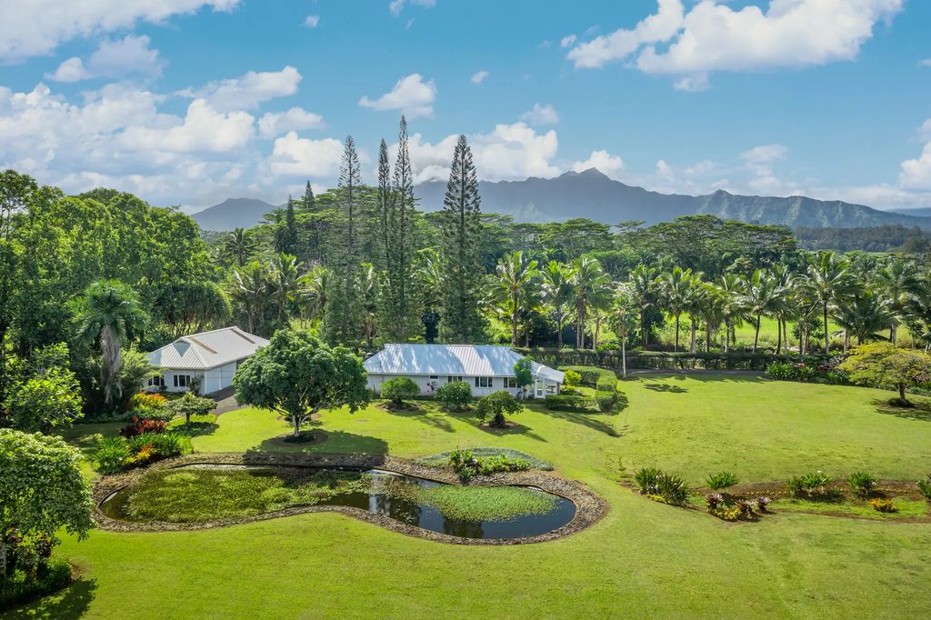 4585 Kuawa Rd B, Kilauea
