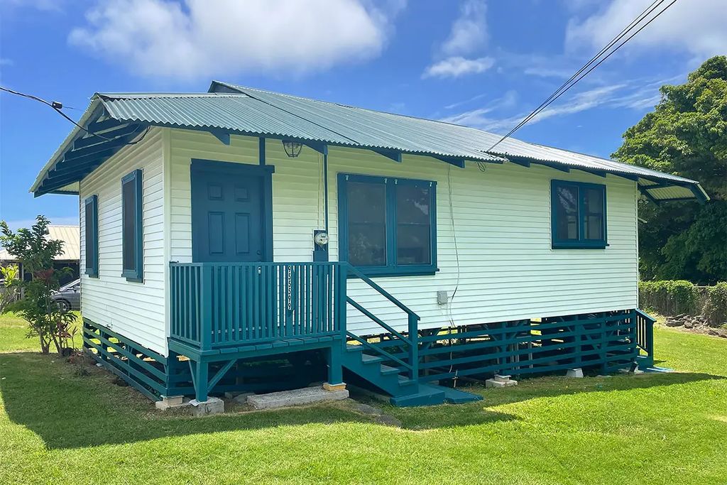 95-5599 Melia St, Naalehu