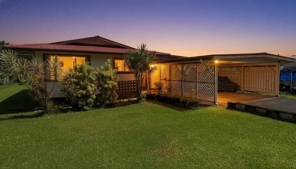 121 Malia St, Hilo
