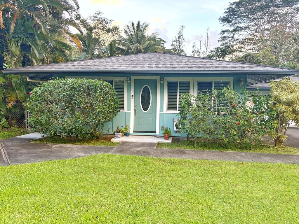 15-392 Puni Makai Loop, Pahoa