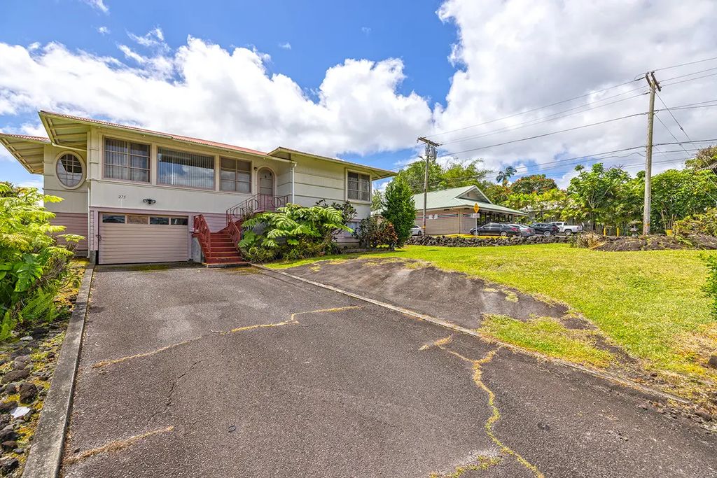275 Punahele St, Hilo