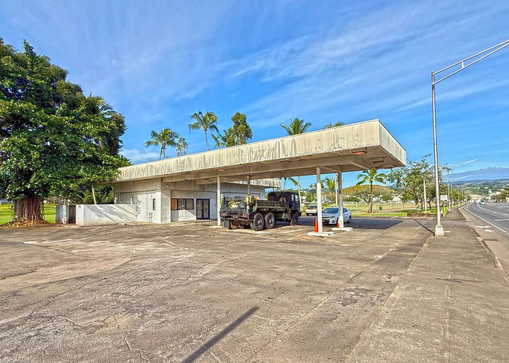 744 Kamehameha Ave, Hilo