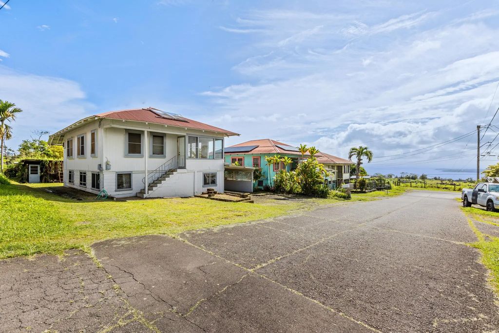 58 Anuenue St, Hilo