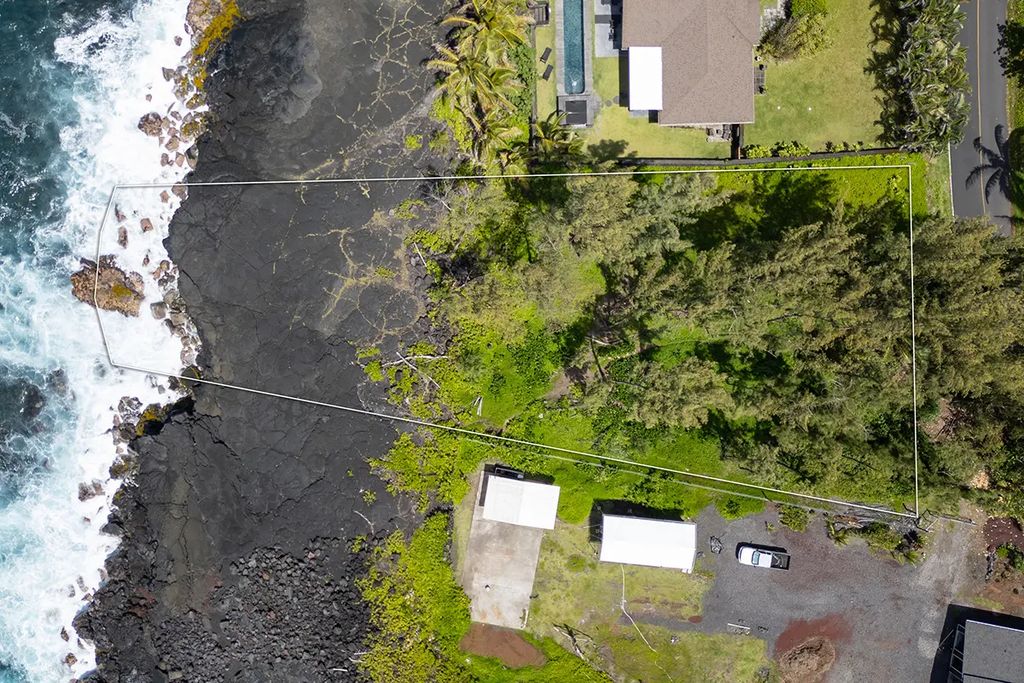 Ala Heiau Rd, Keaau