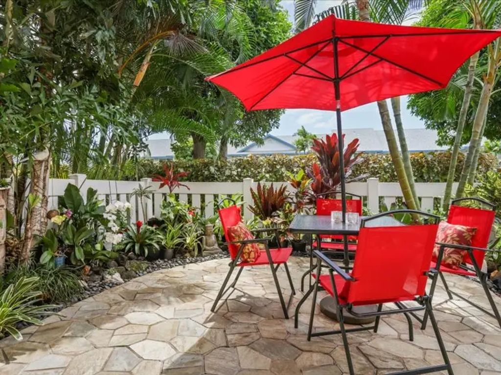 75-6081 Alii Dr F102, Kailua Kona
