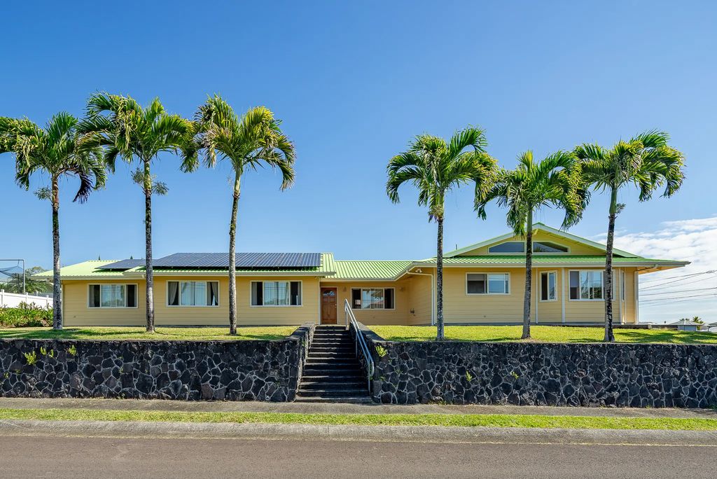 95 Paulele St, Hilo