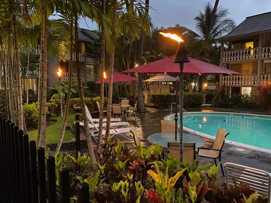 75-5776 Kuakini Highway 100, Kailua Kona