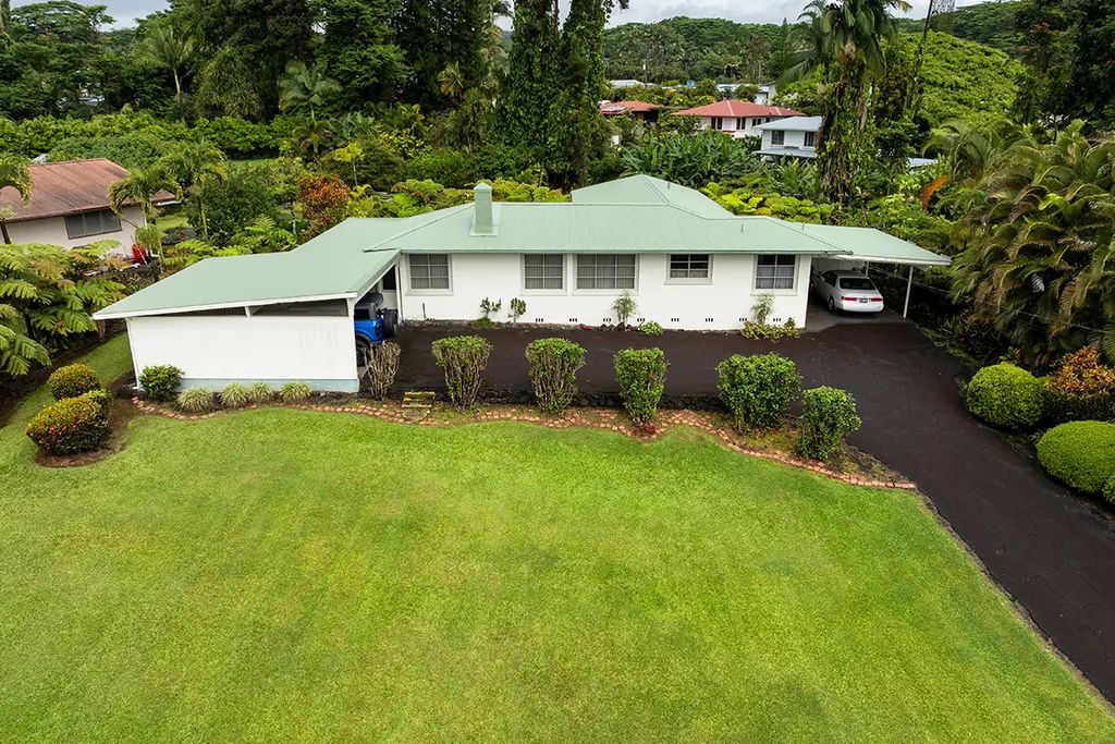 110 Lahi St, Hilo