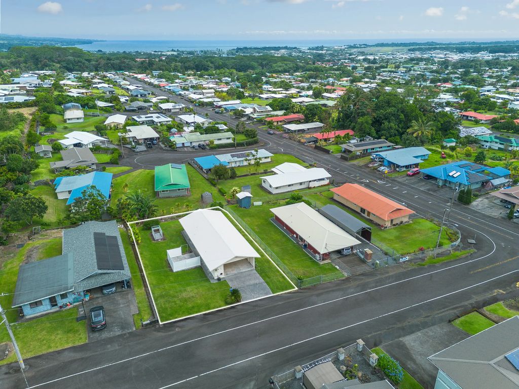 356 Kikalaloa St, Hilo