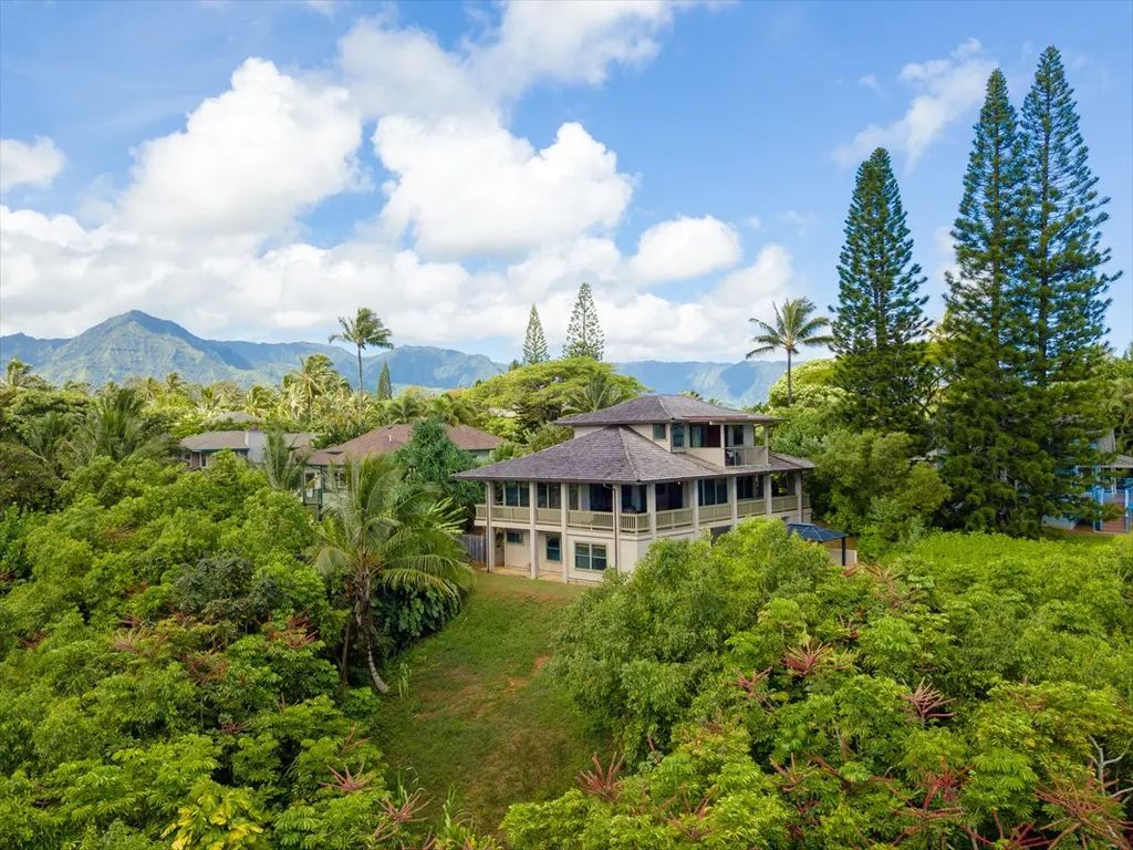 3679 Kaweonui Rd, Princeville